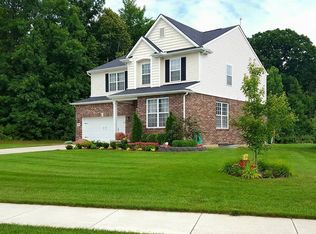 51798 Leshan Dr, Chesterfield, MI 48047