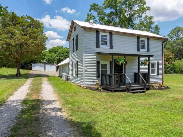 1716 26th Ave N, Hueytown, AL 35023