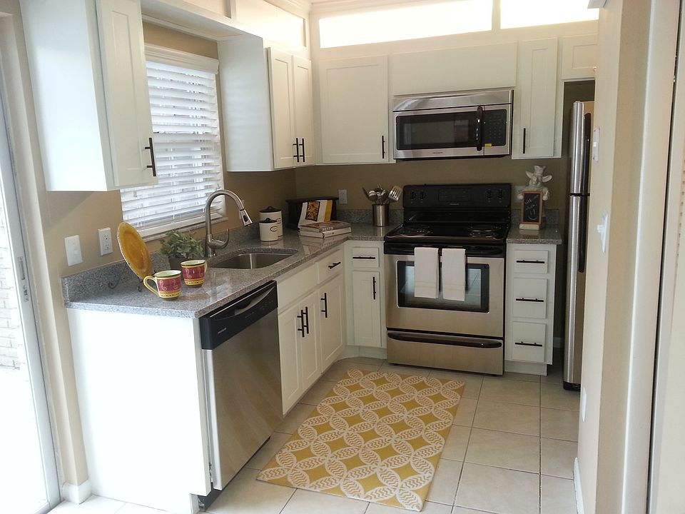 Open Kitchen