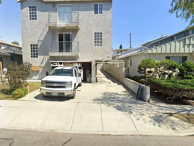134 Virginia St — Photo 1