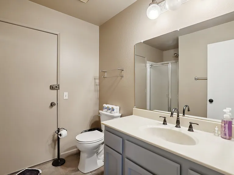 8560 Fern Crest Way — Photo 39