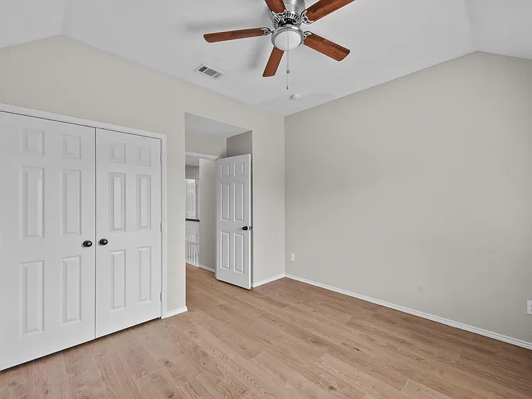 2421 Kittyhawk Dr — Photo 25