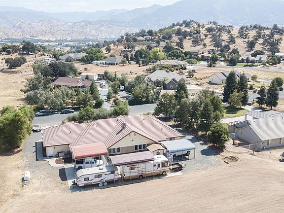 5th image of 16777 Coyote Dr