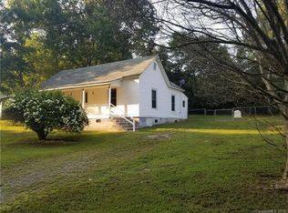 112 Garrison Rd, Dallas, NC 28034