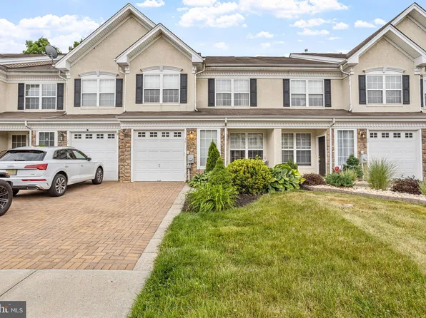 30 Beaumont Pl, Westampton, NJ 08060