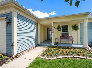 3139 Village Green Dr, Aurora, IL 60504