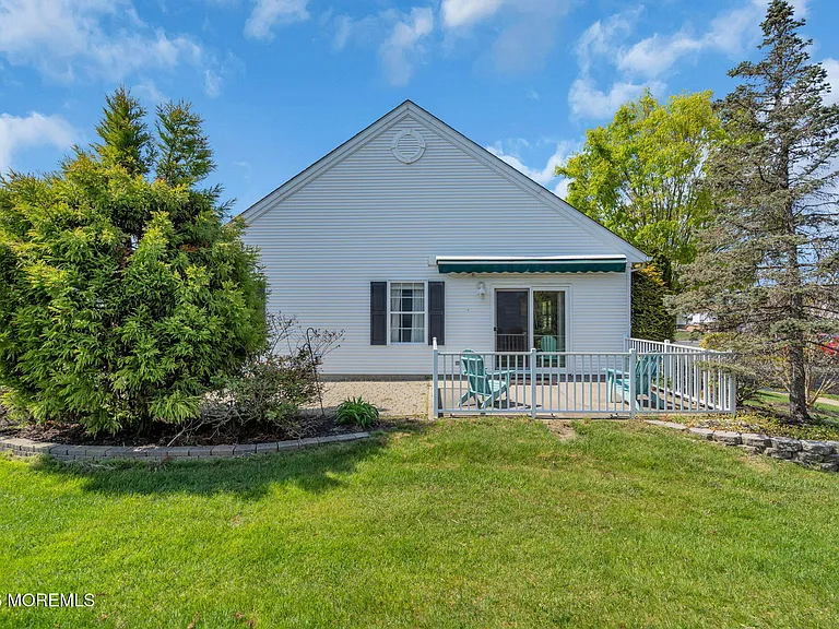 1 Evans Ct — Photo 31