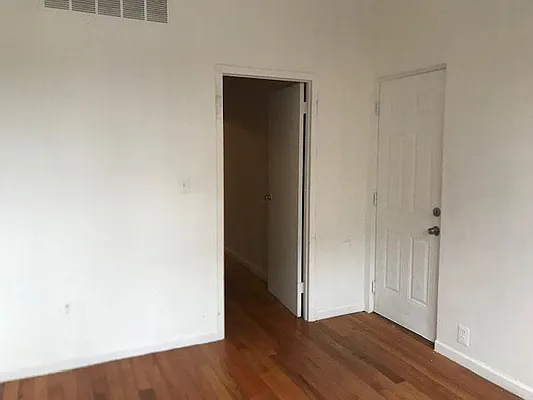 Rented by Premier Metro Realty Corp | media 1