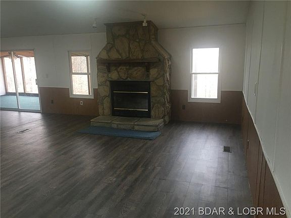 3rd image of 31914 Buck Creek Rd