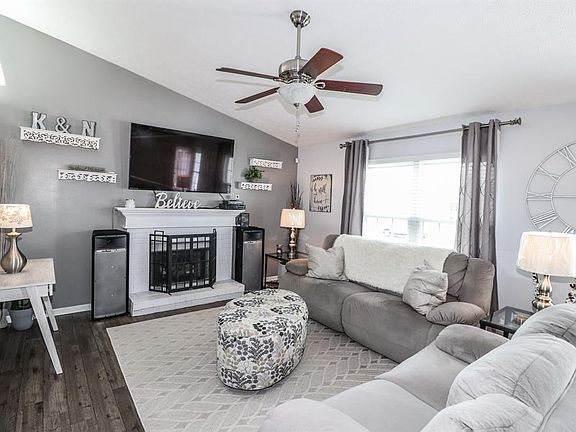 3rd image of 4928 Rialto Ridge Dr