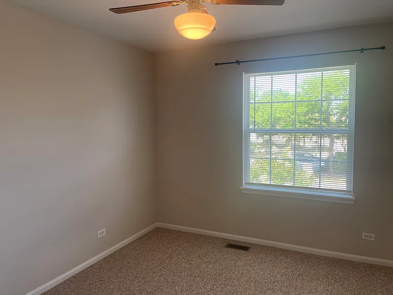 2393 Madiera Ct — Photo 8
