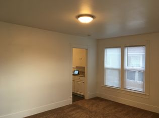 1812 6th St, Tillamook, OR 97141