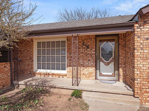 4th image of 908 W Main St