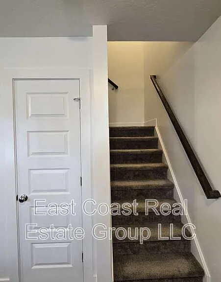 8780 Hillside Way — Photo 9