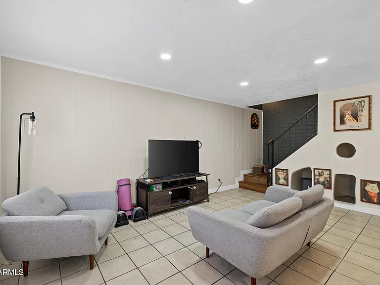 5430 W Culver St — Photo 5
