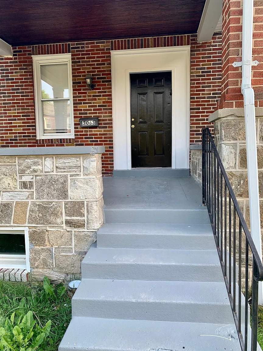 3063 Mayfield Ave photo 1