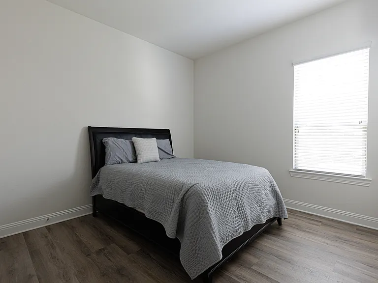3901 Shadewell St — Photo 23