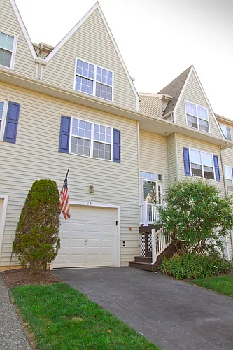 15 Cherry St Photo 1