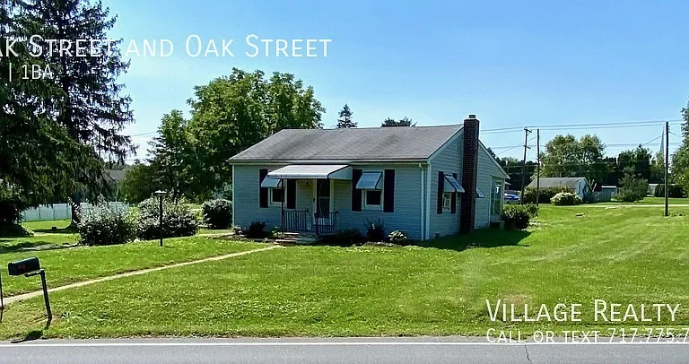 Oak St — Photo 6