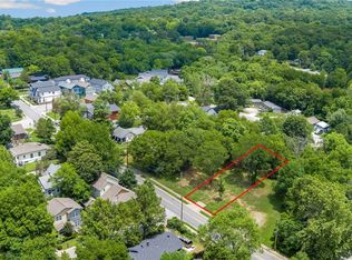 404 S College Ave #2 & 11, Fayetteville, AR 72701