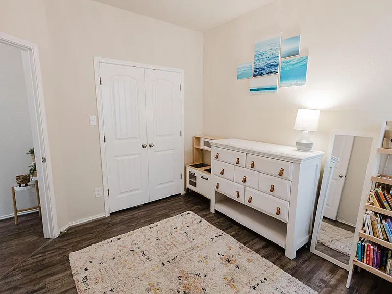 2526 Skybound — Photo 18