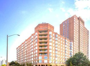 11 Thorncliffe Park Dr #1009, Toronto, ON M4H 1P3