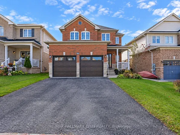 91 Monarchy St, Barrie, ON L4M 0E3