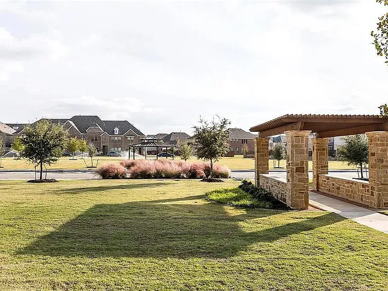 1495 Perrin Ln — Photo 25