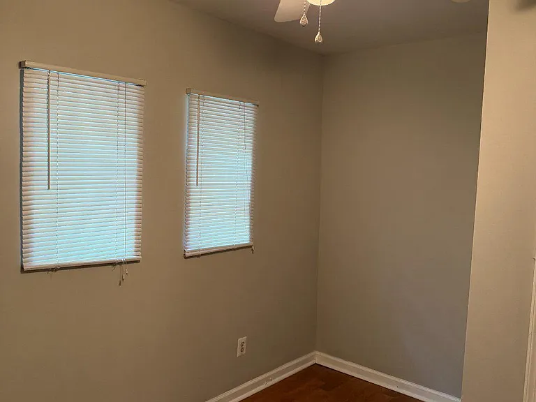 321 Adams St NE — Photo 10