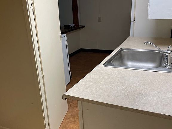 4th image of 519 S Beech St APT 1