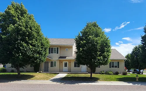 27 Diane Rd #B Photo 1
