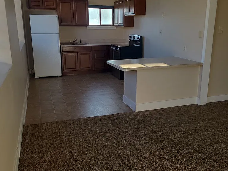 174 E Flaming Gorge Way — Photo 15