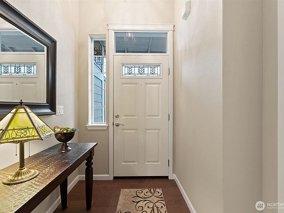 3rd image of 4649 Rochelle Street SE