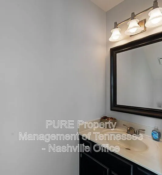 136 E Hbr — Photo 19