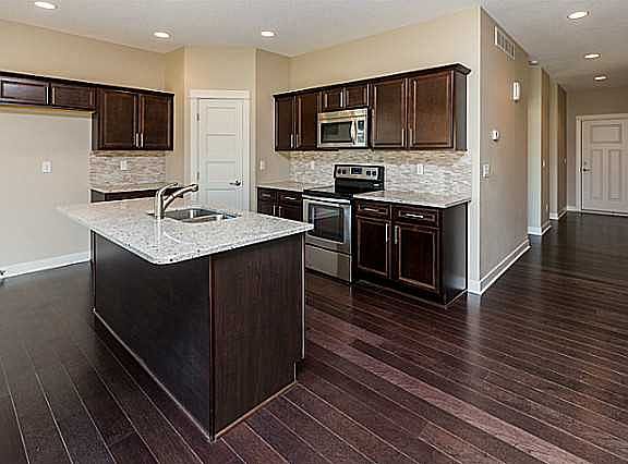 4th image of 5804 Pine Ct