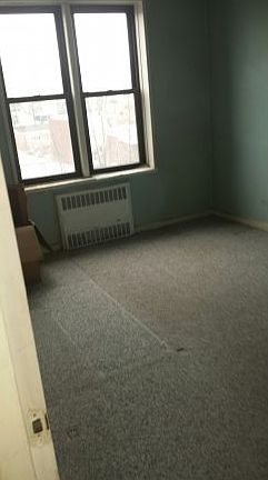 4th image of 2685 E 7th St APT 4L