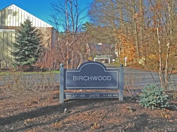 2 Hills Ln #2, Westport, CT 06880