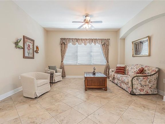3rd image of 9756 Troncais Cir