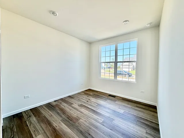 3200 Peyton Cir — Photo 24