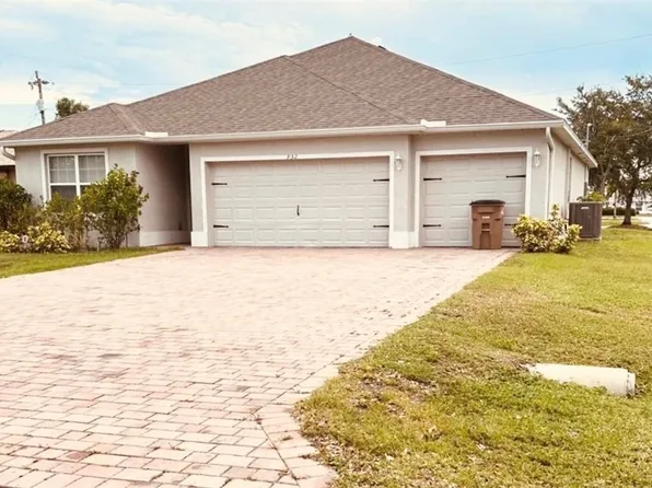 932 SW 7th Ave, Cape Coral, FL 33993