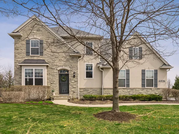 23752 N Sanctuary Club Dr, Kildeer, IL 60047