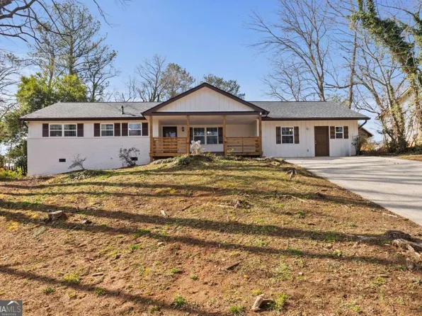 4051 Seven Hills Ct, Stone Mountain, GA 30083