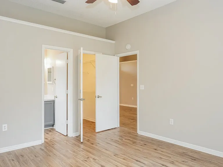 11860 Shotgate Ct — Photo 7