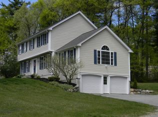 1 Crocker Dr, Westford, MA 01886