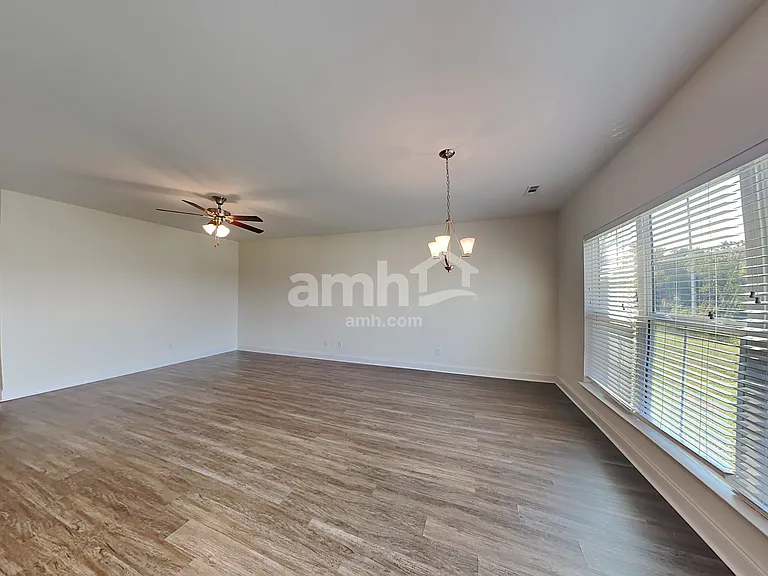 5061 Mountain Springs Rd — Photo 4