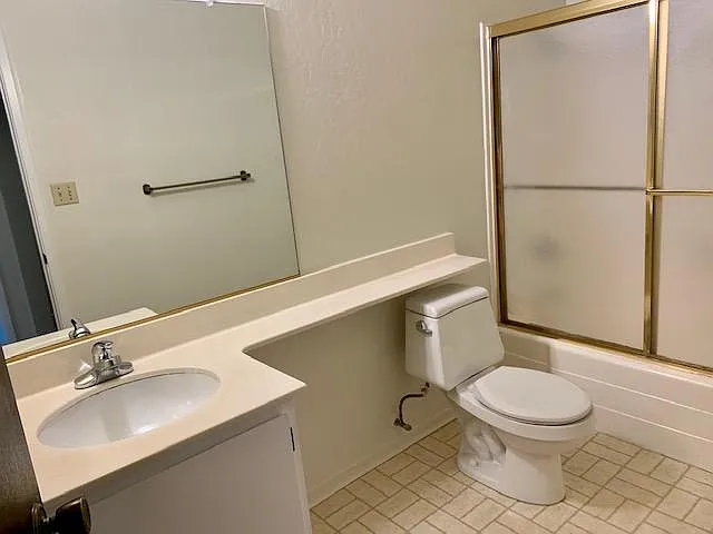 404 Boardwalk Ave #14 — Photo 7