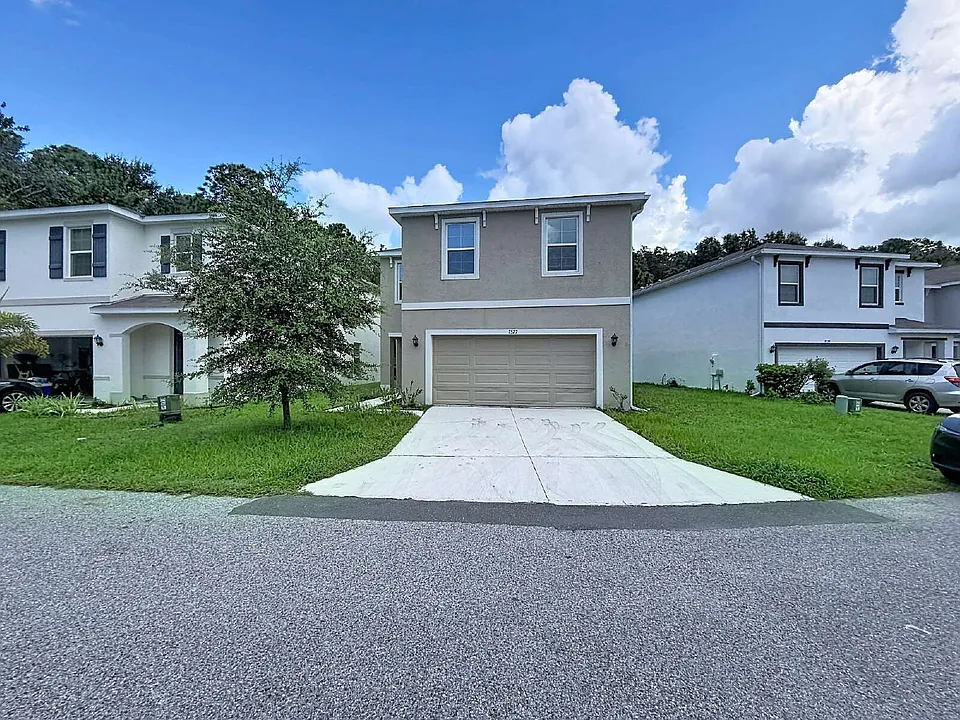 7527 Cypress Walk Dr