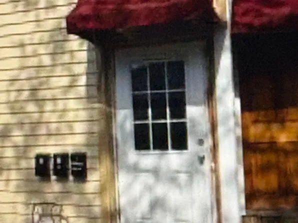 18 Market St #1, Saugerties, NY 12477