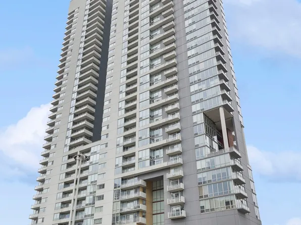 737 W Washington Blvd APT 2504, Chicago, IL 60661
