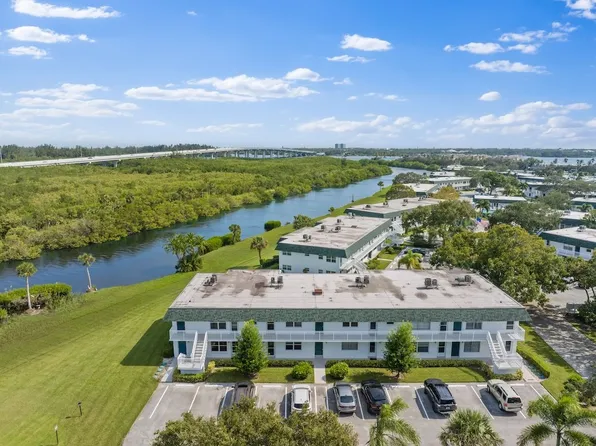 2800 Indian River Blvd APT M7, Vero Beach, FL 32960